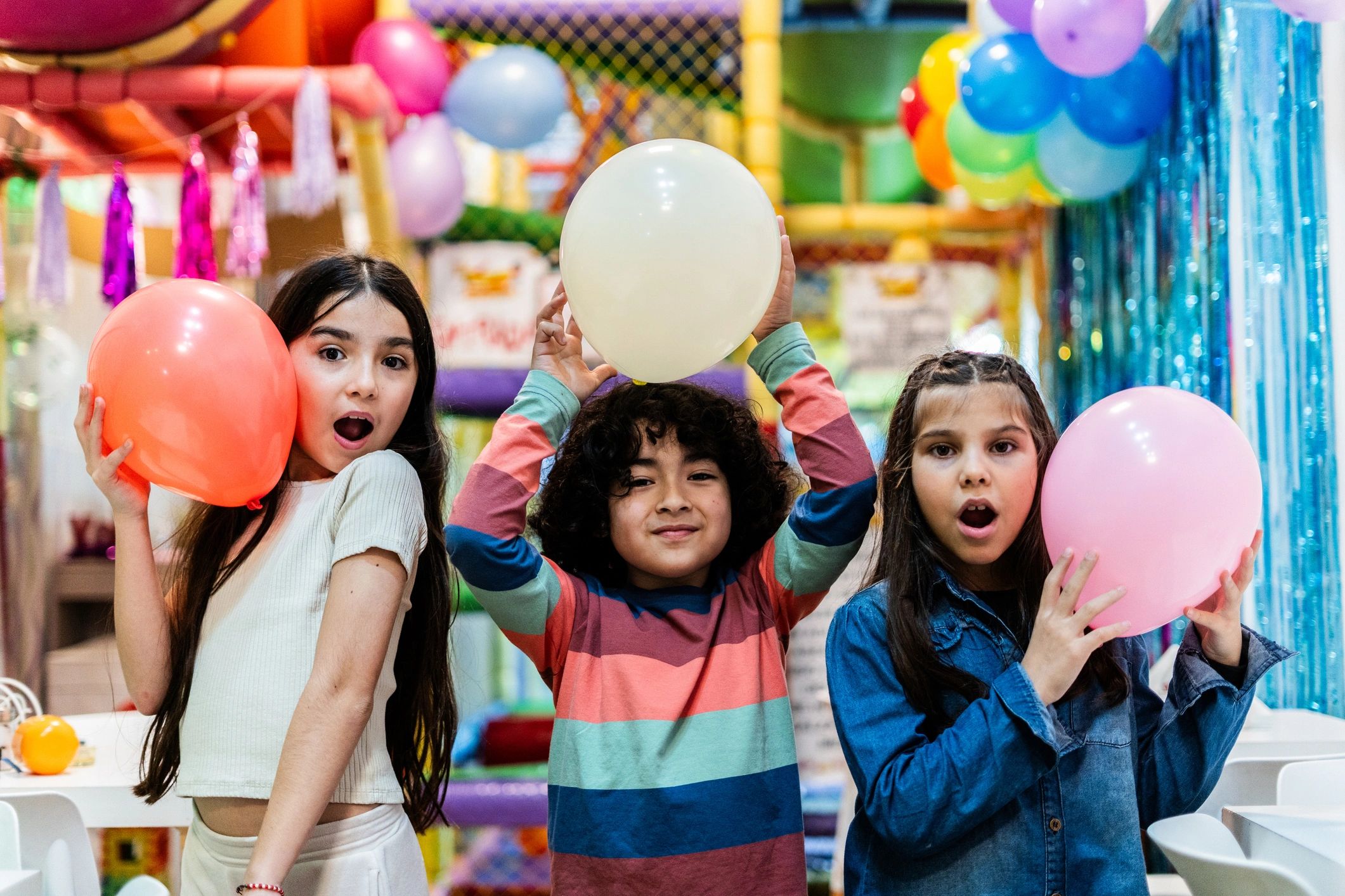 kids singing party