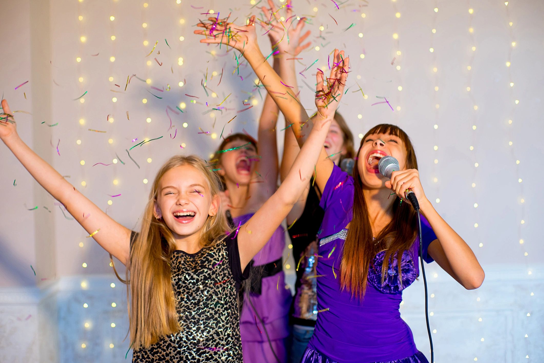 kids party DJ singing entertainer